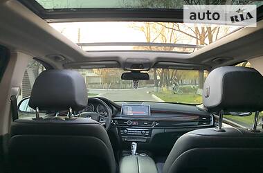 Позашляховик / Кросовер BMW X5 2014 в 