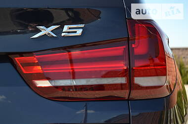 Позашляховик / Кросовер BMW X5 2015 в 