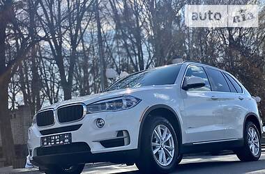 Позашляховик / Кросовер BMW X5 2015 в 