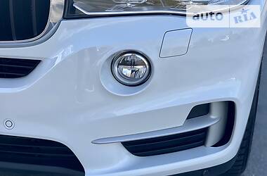 Позашляховик / Кросовер BMW X5 2015 в 