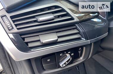 Позашляховик / Кросовер BMW X5 2015 в 