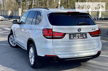 Позашляховик / Кросовер BMW X5 2015 в 