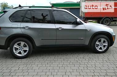 Внедорожник / Кроссовер BMW X5 2010 в Калуше