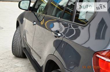 Позашляховик / Кросовер BMW X5 2011 в 
