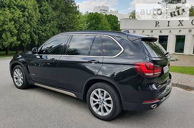 Позашляховик / Кросовер BMW X5 2014 в 
