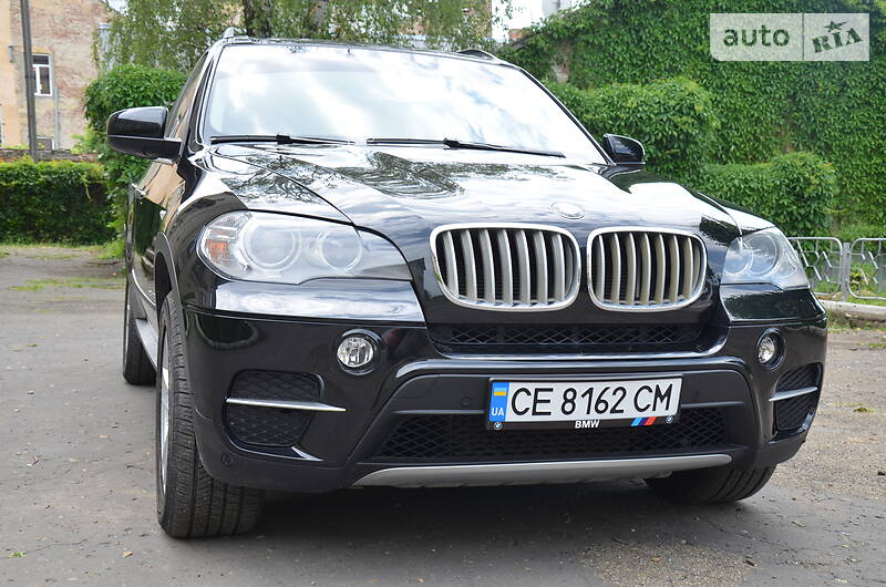 Позашляховик / Кросовер BMW X5 2012 в Чернівцях