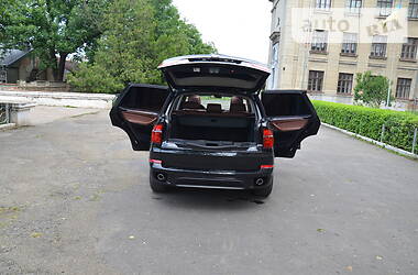 Позашляховик / Кросовер BMW X5 2012 в Чернівцях