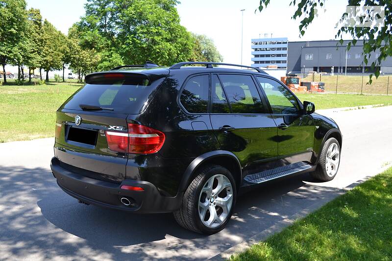 Позашляховик / Кросовер BMW X5 2010 в Києві