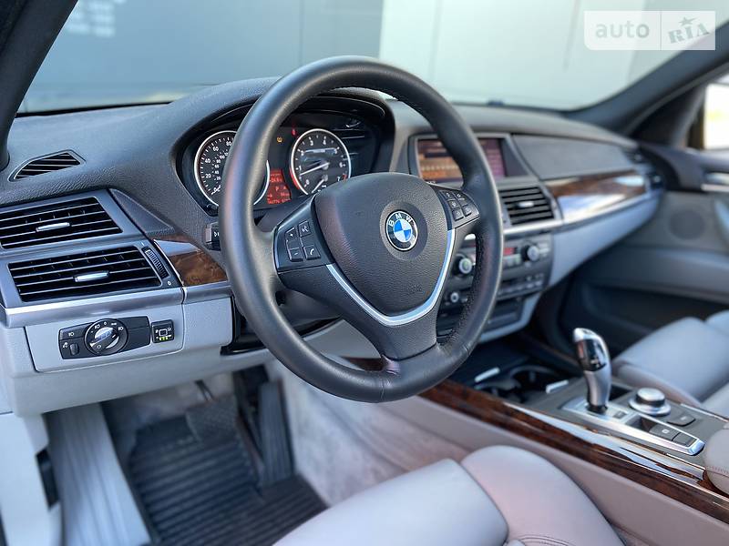 Позашляховик / Кросовер BMW X5 2008 в Києві