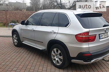 Позашляховик / Кросовер BMW X5 2008 в 