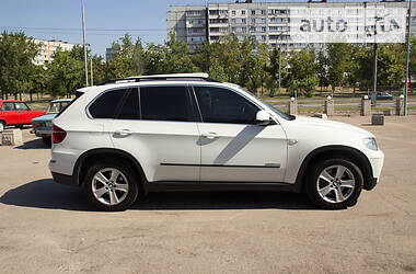 Внедорожник / Кроссовер BMW X5 2013 в Запорожье