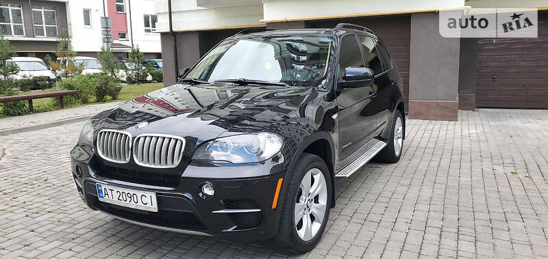 Позашляховик / Кросовер BMW X5 2011 в Івано-Франківську