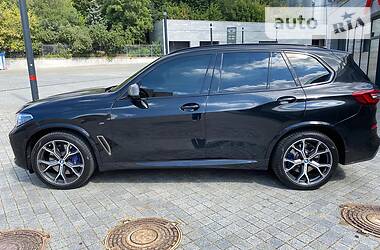 Позашляховик / Кросовер BMW X5 2019 в 