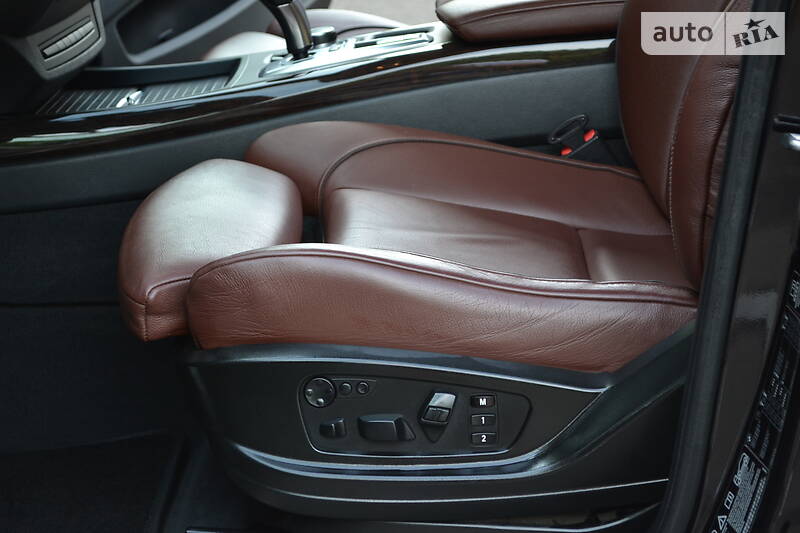 Позашляховик / Кросовер BMW X5 2012 в Рівному