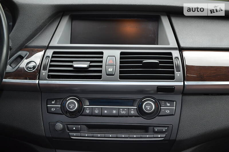Позашляховик / Кросовер BMW X5 2012 в Рівному