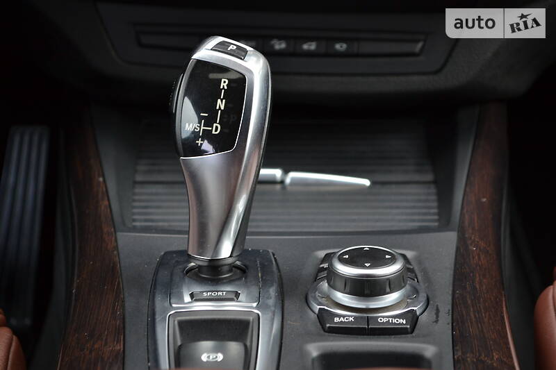 Позашляховик / Кросовер BMW X5 2012 в Рівному