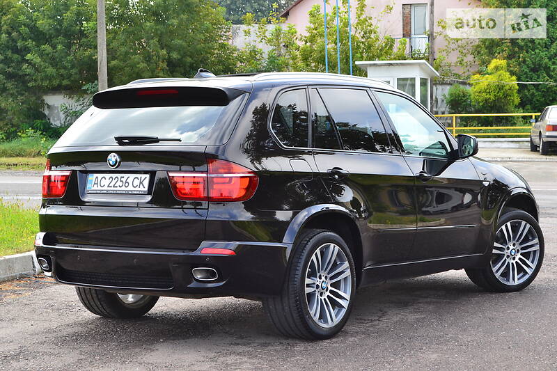 Позашляховик / Кросовер BMW X5 2012 в Рівному
