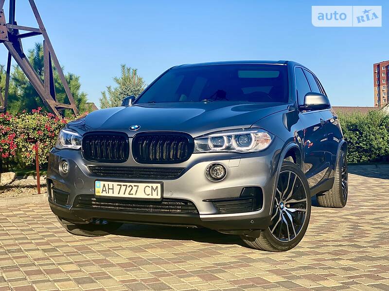 Позашляховик / Кросовер BMW X5 2016 в Дніпрі