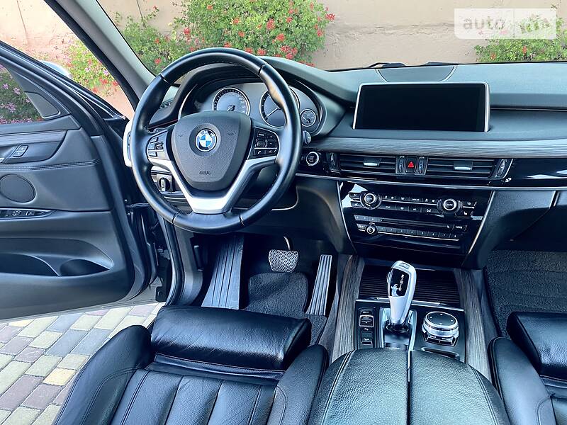 Позашляховик / Кросовер BMW X5 2016 в Дніпрі