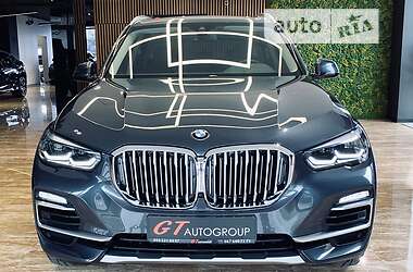 Позашляховик / Кросовер BMW X5 2019 в 