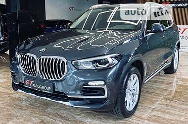 Позашляховик / Кросовер BMW X5 2019 в 