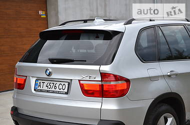 Внедорожник / Кроссовер BMW X5 2010 в Калуше