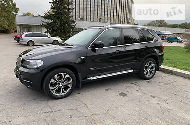 Внедорожник / Кроссовер BMW X5 2012 в Херсоне