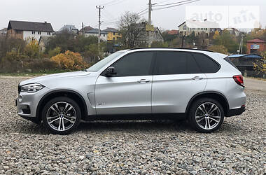 Позашляховик / Кросовер BMW X5 2015 в Києві