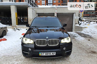 Внедорожник / Кроссовер BMW X5 2010 в Луцке