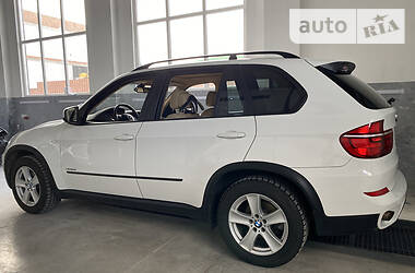 Внедорожник / Кроссовер BMW X5 2013 в Киеве