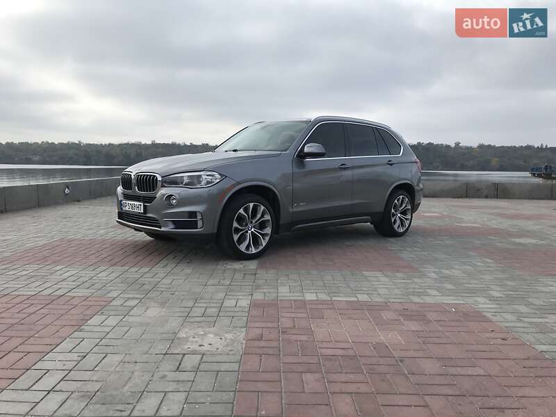 Внедорожник / Кроссовер BMW X5 2015 в Запорожье