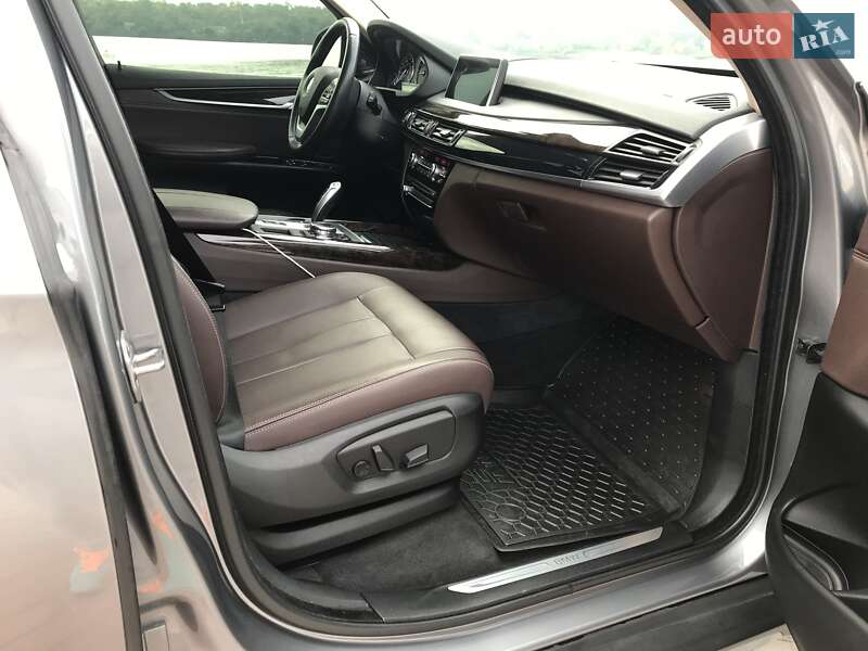 Внедорожник / Кроссовер BMW X5 2015 в Запорожье