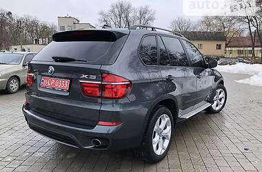 Позашляховик / Кросовер BMW X5 2011 в Львові