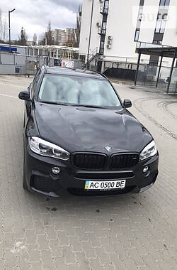 Позашляховик / Кросовер BMW X5 2014 в Луцьку