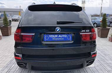 Позашляховик / Кросовер BMW X5 2013 в 