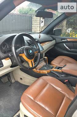 Внедорожник / Кроссовер BMW X5 2003 в 