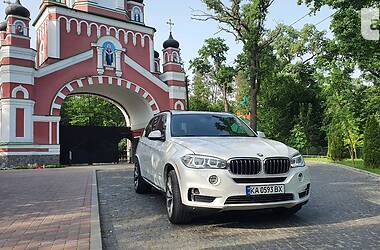 Внедорожник / Кроссовер BMW X5 2015 в Киеве