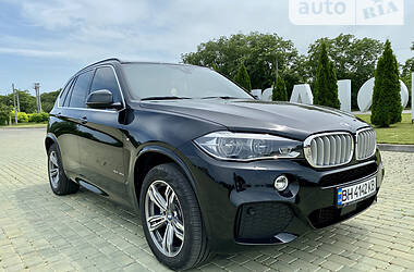 Внедорожник / Кроссовер BMW X5 2016 в 