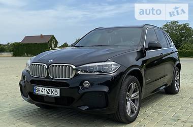 Внедорожник / Кроссовер BMW X5 2016 в 