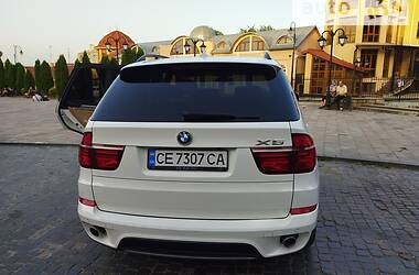 Внедорожник / Кроссовер BMW X5 2010 в Черновцах