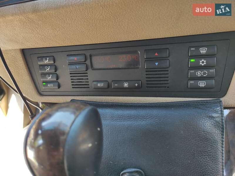 Внедорожник / Кроссовер BMW X5 2000 в Киеве