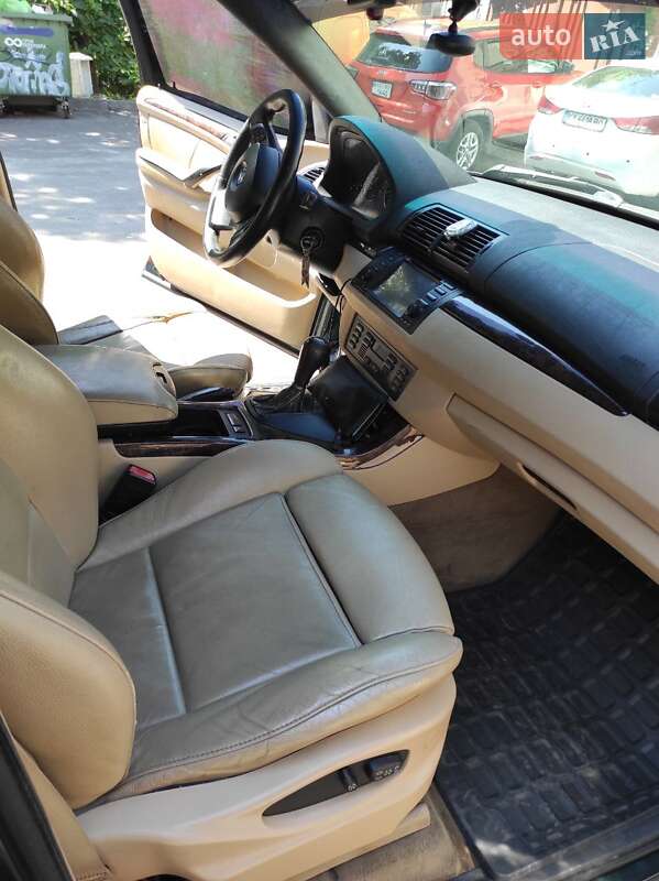 Внедорожник / Кроссовер BMW X5 2000 в Киеве