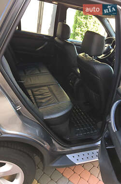 Позашляховик / Кросовер BMW X5 2005 в 