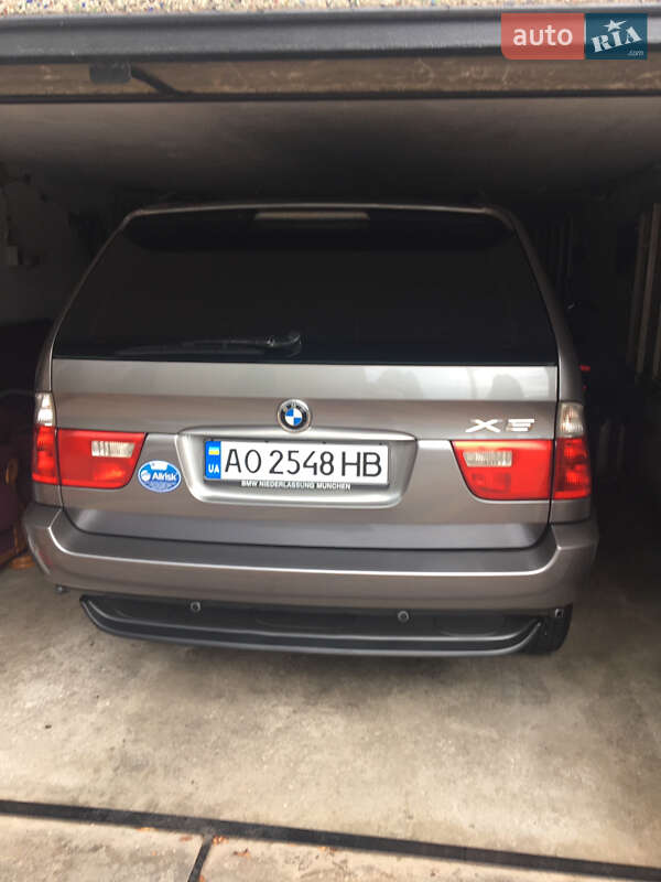 Позашляховик / Кросовер BMW X5 2005 в Тячеві