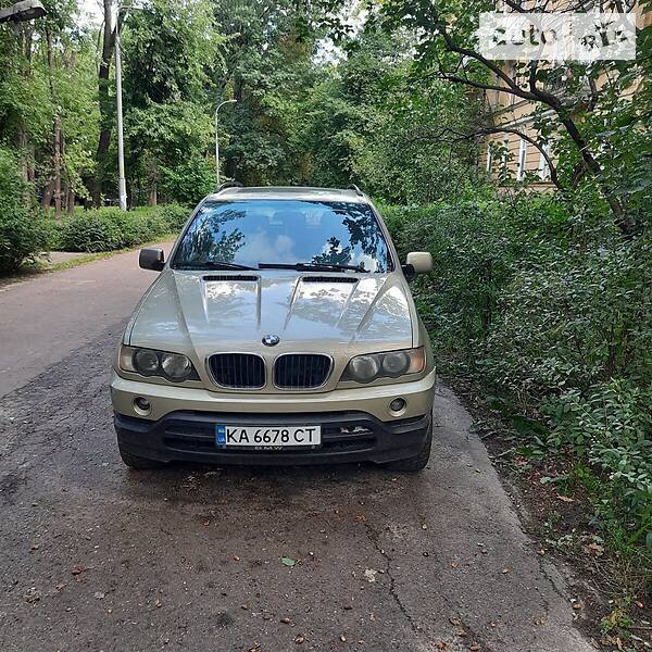 Внедорожник / Кроссовер BMW X5 2000 в Киеве