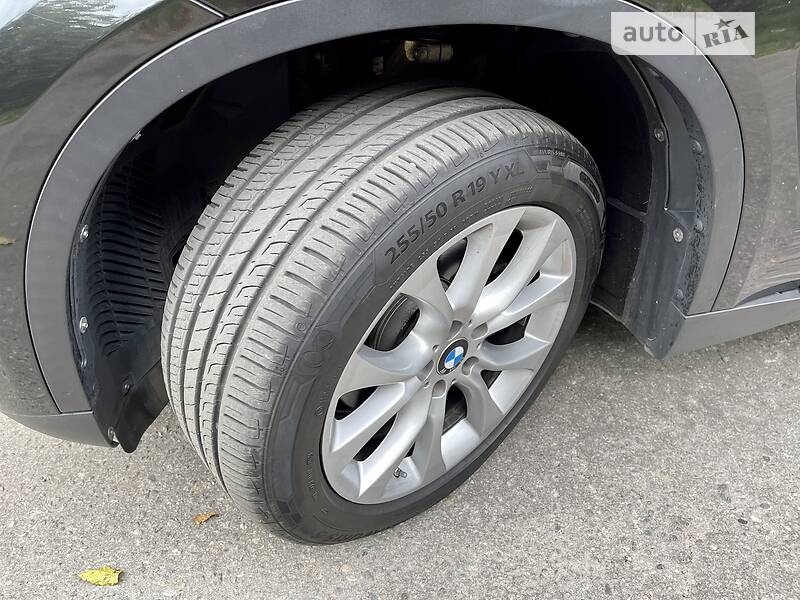 Внедорожник / Кроссовер BMW X5 2016 в Хмельницком