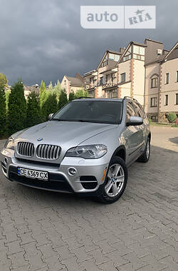 Внедорожник / Кроссовер BMW X5 2013 в Черновцах