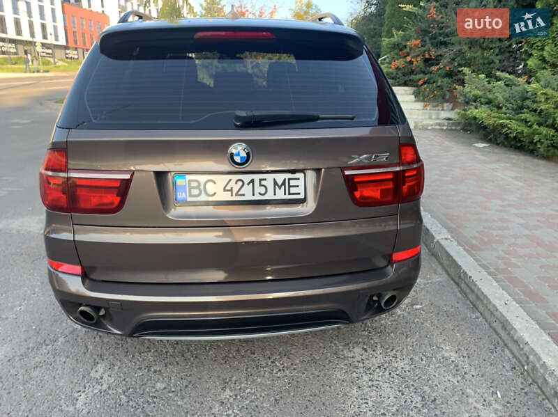Позашляховик / Кросовер BMW X5 2012 в Львові