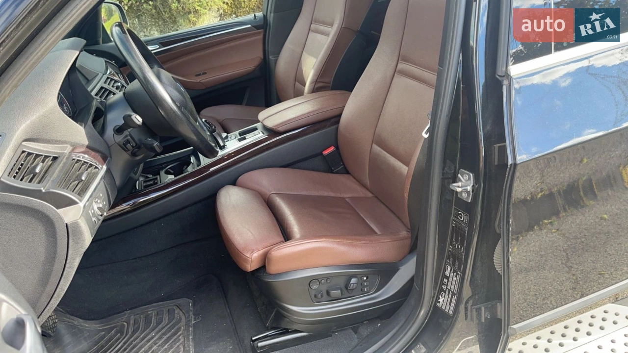 2010 BMW X5 - мініатюра 10