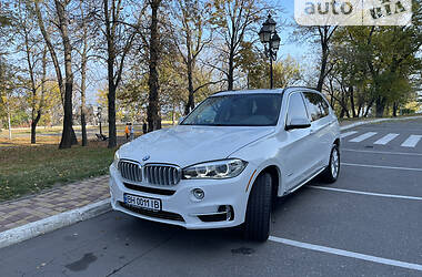 Внедорожник / Кроссовер BMW X5 2014 в 